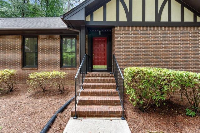 235 Devilla Court, Fayetteville, GA 30214