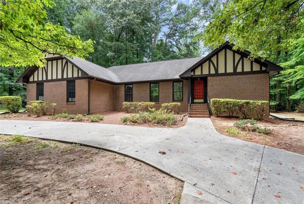 235 Devilla Court, Fayetteville, GA 30214