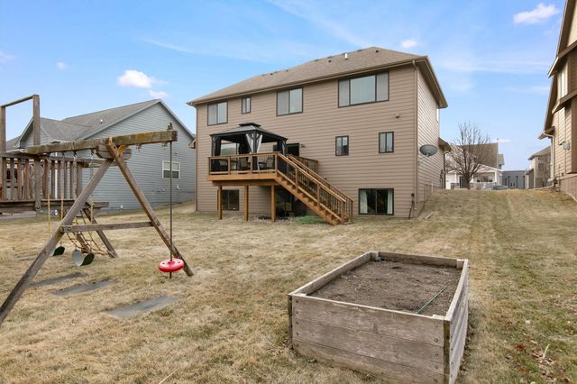 16513 Maple Street, Clive, IA 50325