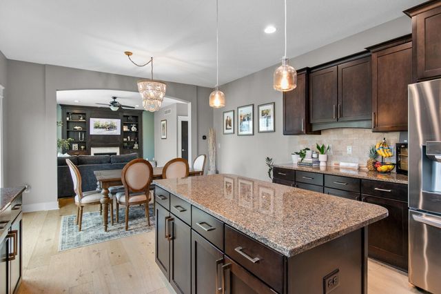 16513 Maple Street, Clive, IA 50325