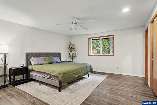 2030 Woodhaven Ct NW, Salem, OR 97304