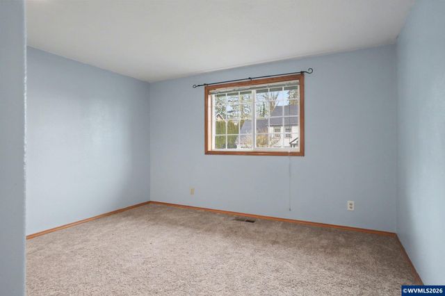 2030 Woodhaven Ct NW, Salem, OR 97304