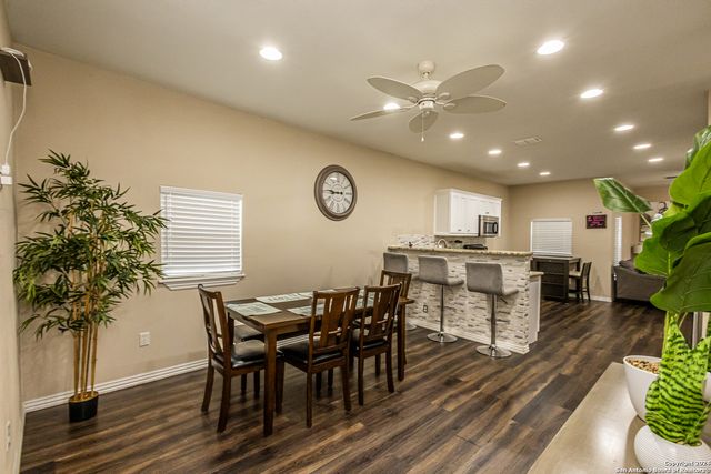 1202 N CENTER, San Antonio, TX 78202