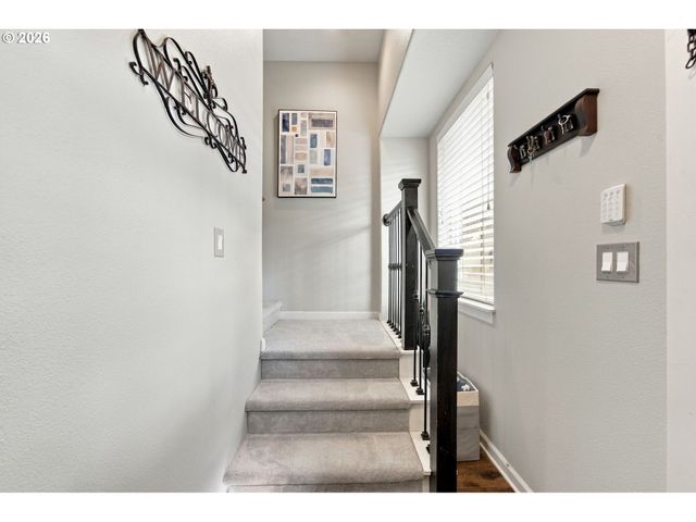 14031 TRAVELER Rd, Oregon City, OR 97045