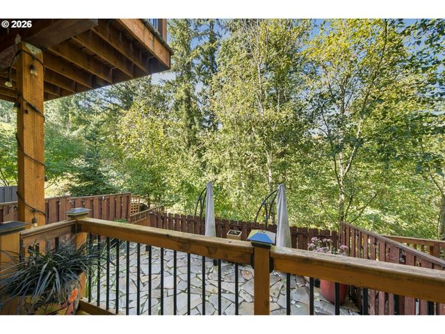 14031 TRAVELER Rd, Oregon City, OR 97045