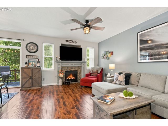 14031 TRAVELER Rd, Oregon City, OR 97045