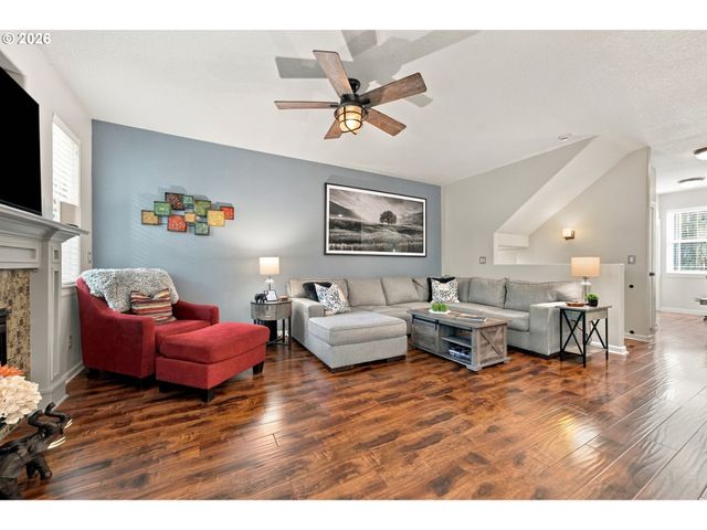 14031 TRAVELER Rd, Oregon City, OR 97045