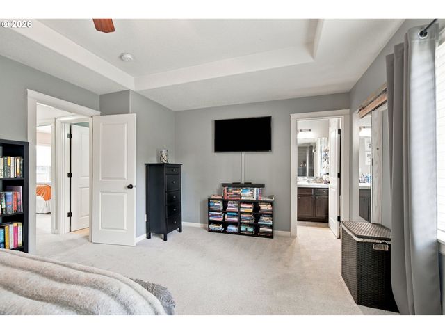 14031 TRAVELER Rd, Oregon City, OR 97045