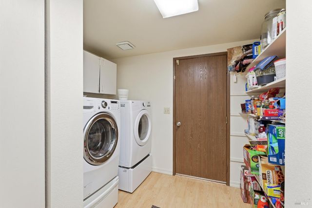 29 Caulfield Ct, Petaluma, CA 94954