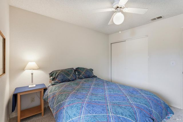 29 Caulfield Ct, Petaluma, CA 94954