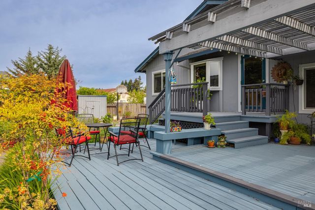 29 Caulfield Ct, Petaluma, CA 94954