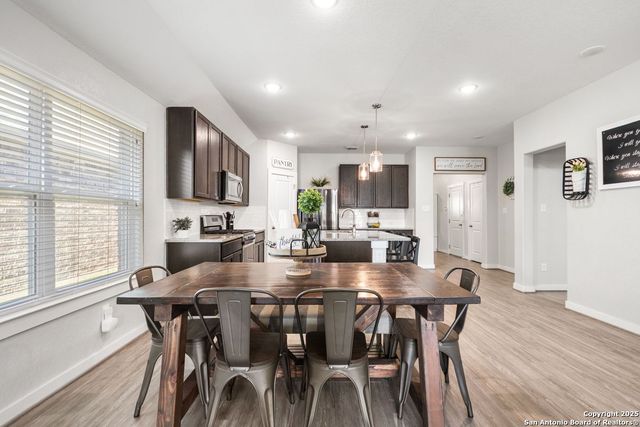 122 Dovetail St, Boerne, TX 78006