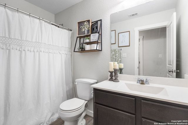 122 Dovetail St, Boerne, TX 78006