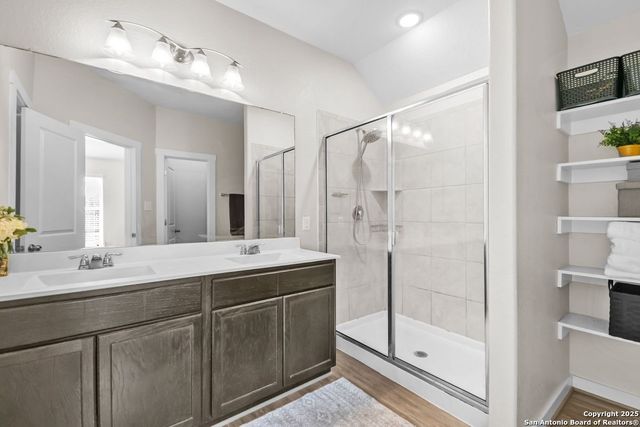 122 Dovetail St, Boerne, TX 78006