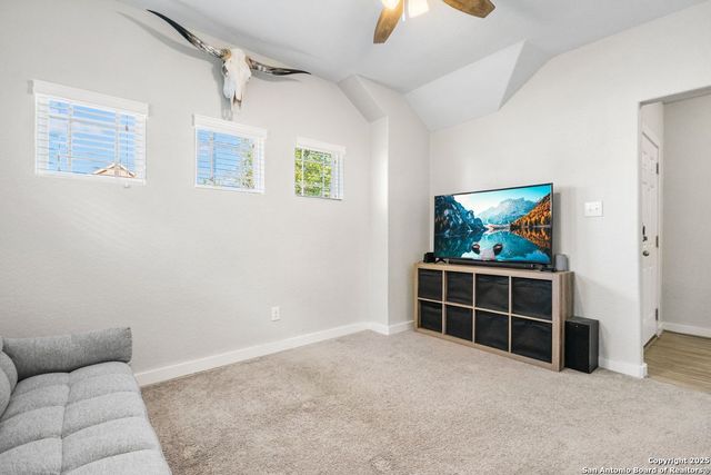 122 Dovetail St, Boerne, TX 78006