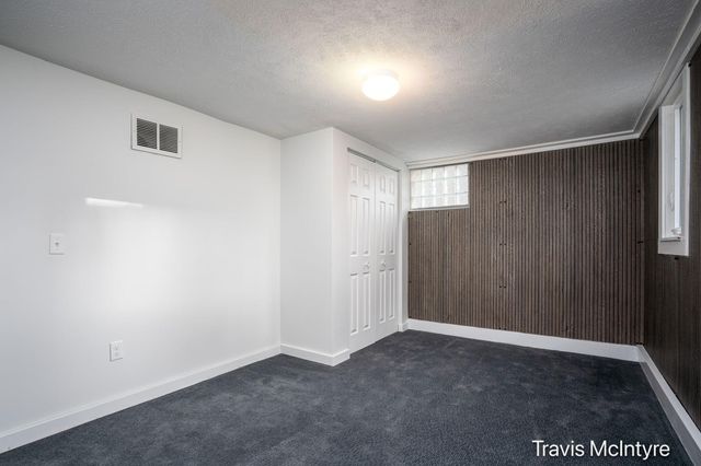 2053 Paris Avenue SE, Grand Rapids, MI 49507