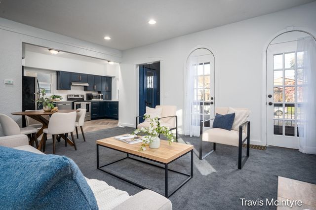 2053 Paris Avenue SE, Grand Rapids, MI 49507