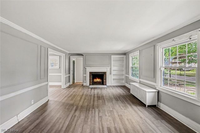 1371 Lynn Park Drive, Cleveland, OH 44121