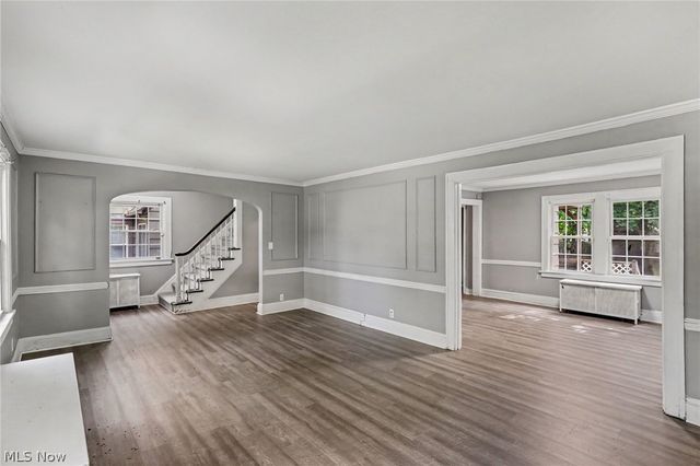 1371 Lynn Park Drive, Cleveland, OH 44121