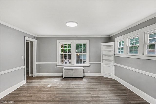 1371 Lynn Park Drive, Cleveland, OH 44121
