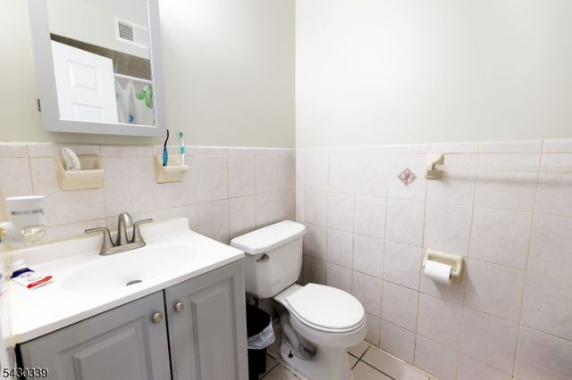 297 Avon Ave, Newark City, NJ 07108
