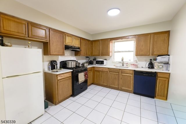297 Avon Ave, Newark City, NJ 07108