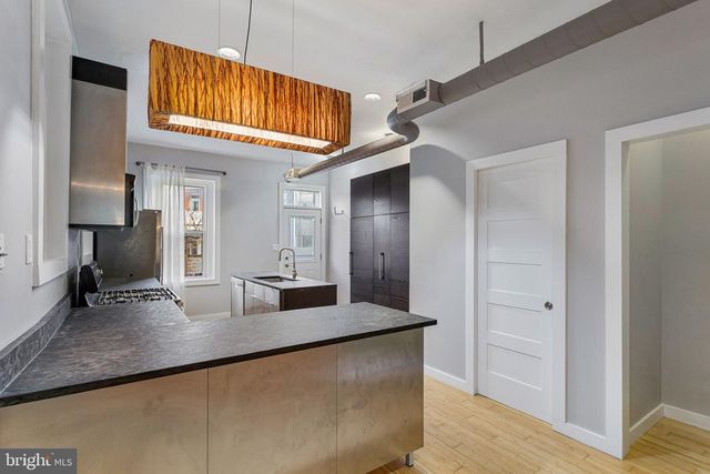 1311 EAST CAPITOL ST SE, Washington, DC 20003