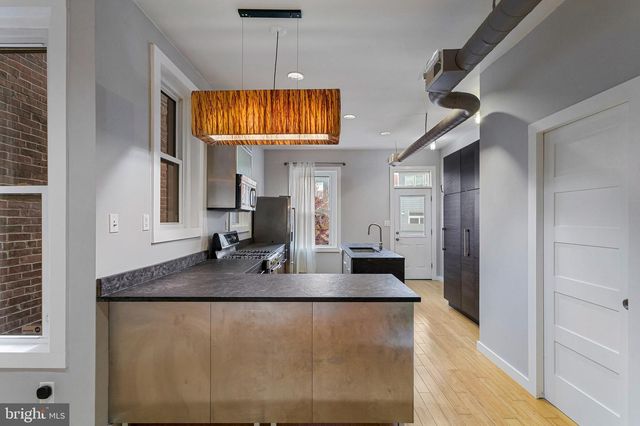 1311 EAST CAPITOL ST SE, Washington, DC 20003