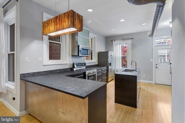 1311 EAST CAPITOL ST SE, Washington, DC 20003