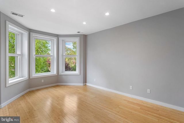 1311 EAST CAPITOL ST SE, Washington, DC 20003