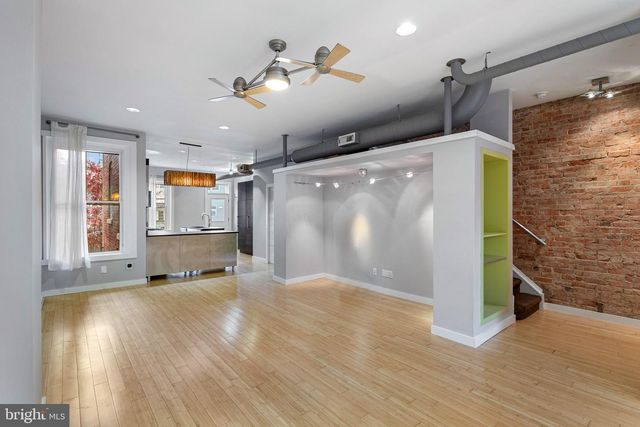 1311 EAST CAPITOL ST SE, Washington, DC 20003
