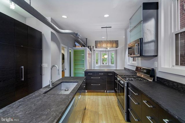 1311 EAST CAPITOL ST SE, Washington, DC 20003