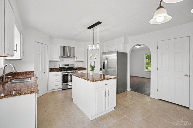 4301 Lighthouse Lane, West Chester, OH 45069