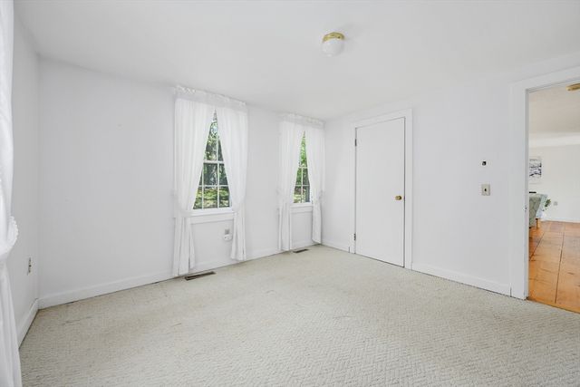 66 Snow Ln, Chatham, MA 02633