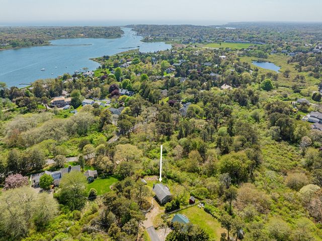 66 Snow Ln, Chatham, MA 02633