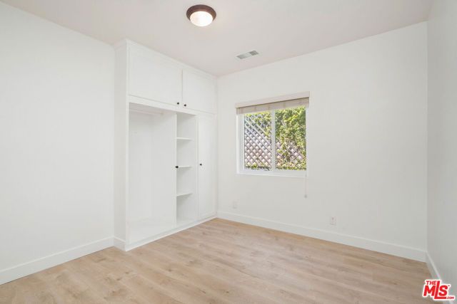 3460 Redwood Avenue, Los Angeles, CA 90066