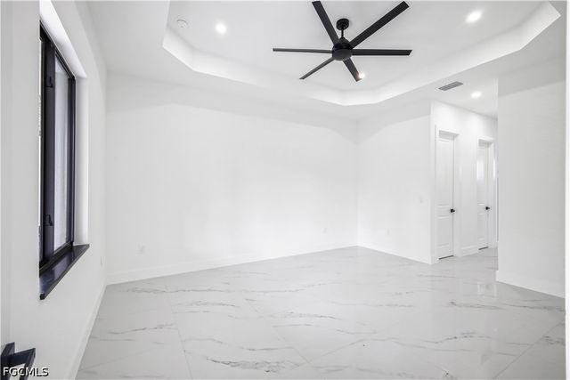 1207 Ramus ST E, Lehigh Acres, FL 33974