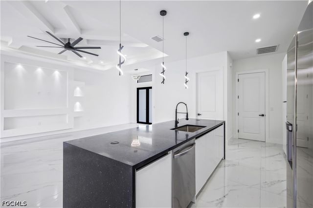 1207 Ramus ST E, Lehigh Acres, FL 33974