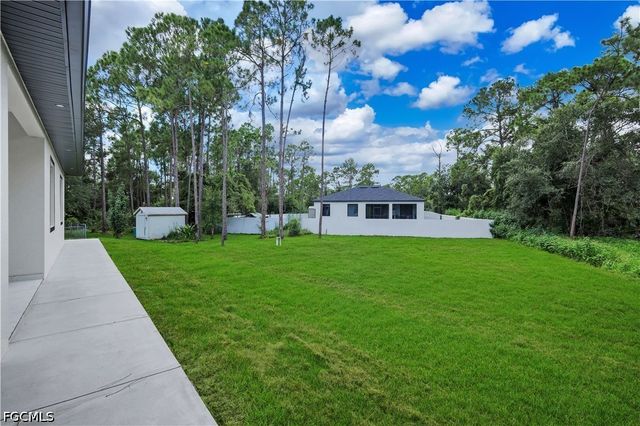 1207 Ramus ST E, Lehigh Acres, FL 33974