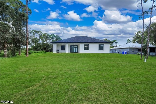 1207 Ramus ST E, Lehigh Acres, FL 33974