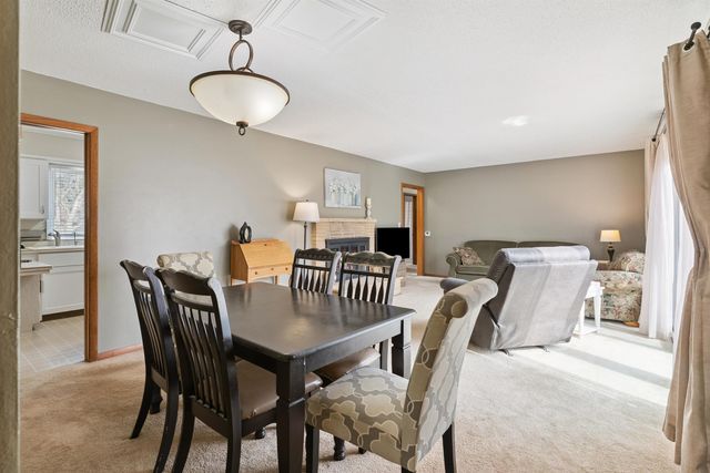 2610 McClain Drive, Cedar Falls, IA 50613