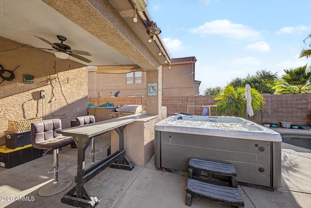 2934 W FREMONT Road, Phoenix, AZ 85041