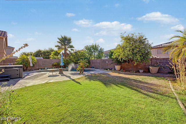 2934 W FREMONT Road, Phoenix, AZ 85041