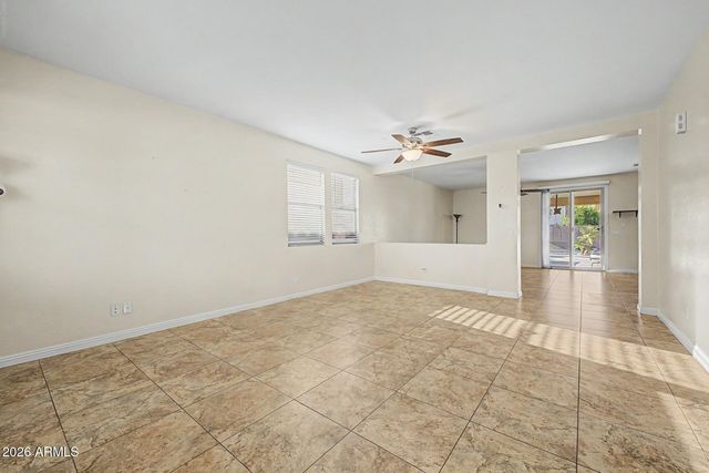 2934 W FREMONT Road, Phoenix, AZ 85041