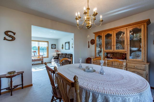 4422 Surrey Lane NW, Rochester, MN 55901