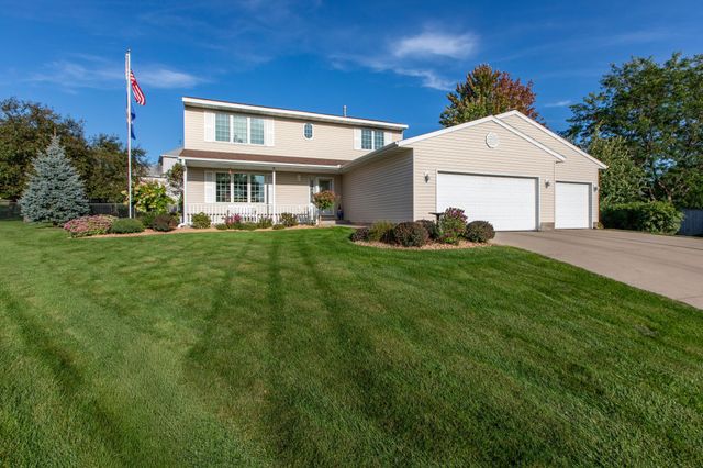 4422 Surrey Lane NW, Rochester, MN 55901
