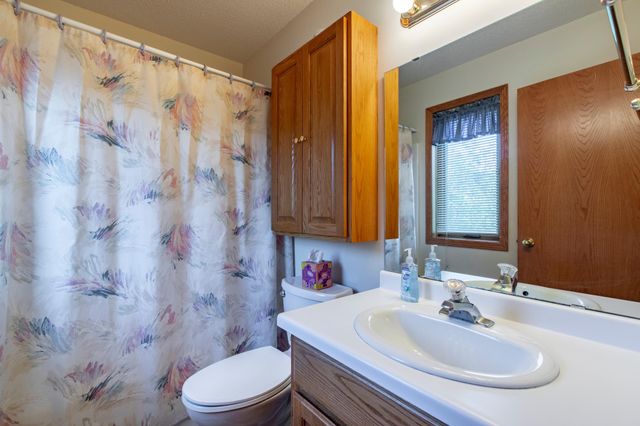 4422 Surrey Lane NW, Rochester, MN 55901