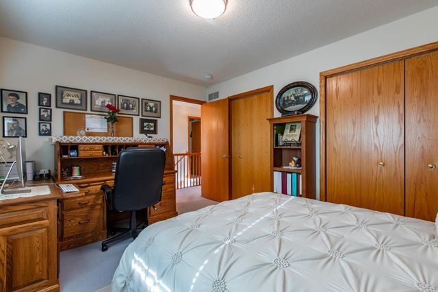 4422 Surrey Lane NW, Rochester, MN 55901