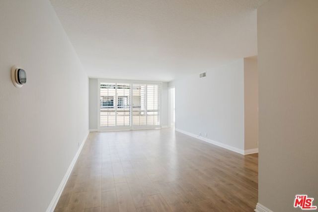 750 S Spaulding Avenue 214, Los Angeles, CA 90036
