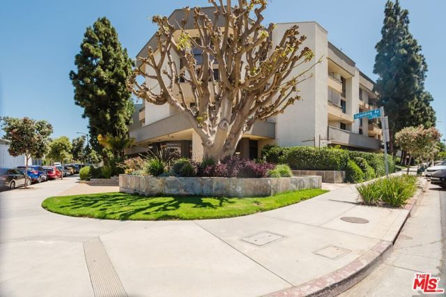 750 S Spaulding Avenue 214, Los Angeles, CA 90036